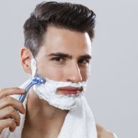 5 astuces pour se raser parfaitement la barbe