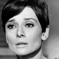 AUDREY HEPBURN NE PORTAIT PAS DE WAYFARER